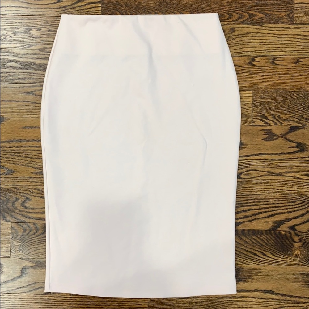 BCBGeneration light pink pencil skirt !